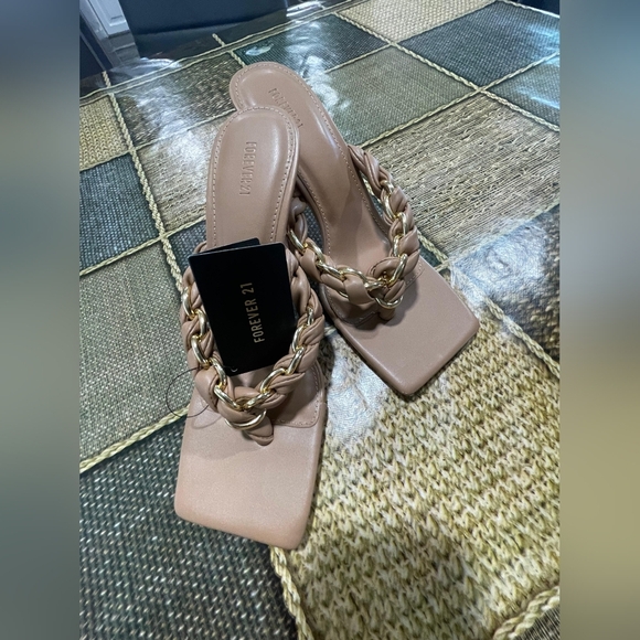 Forever 21 Beige Chain Strap Heels - Picture 2 of 6